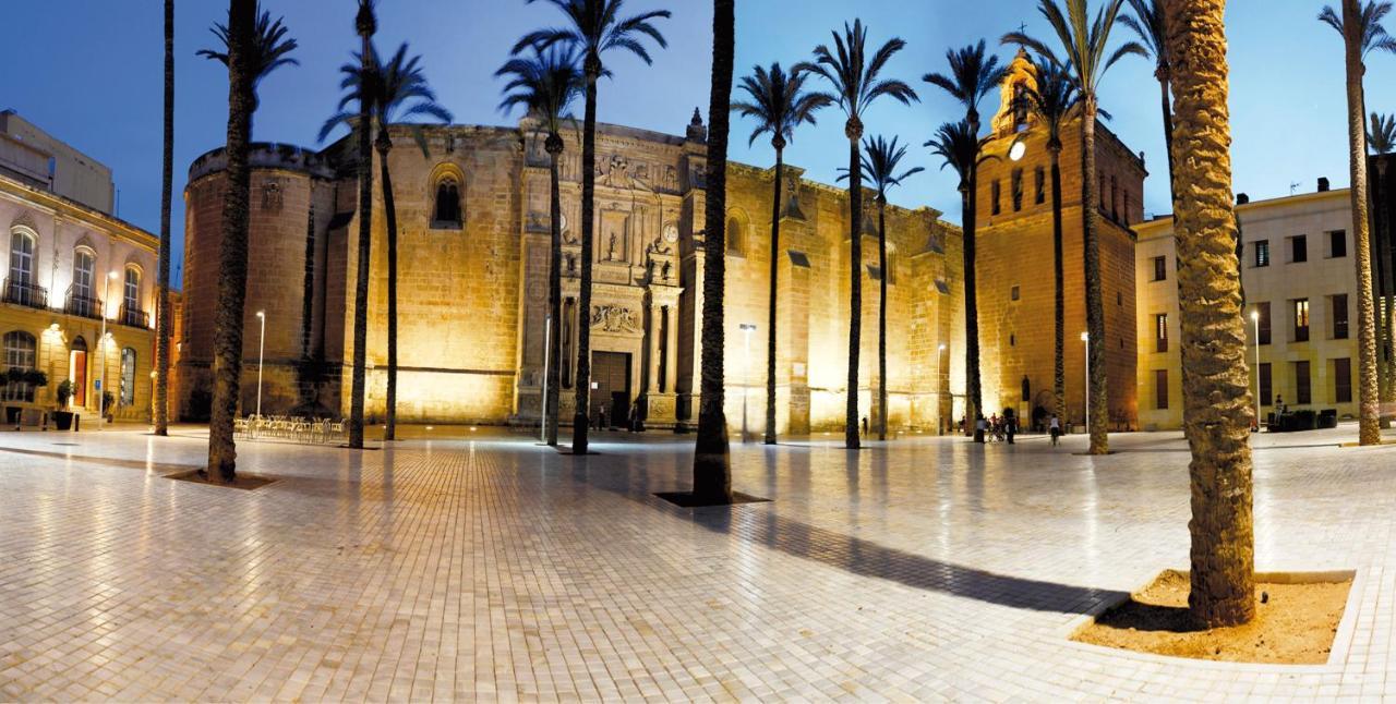 Catedral Almeria Ngoại thất bức ảnh
